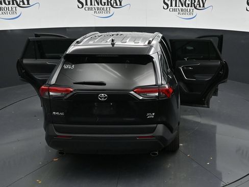 Used 2025 Toyota RAV4 XLE AWD/4WD image 35