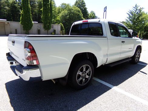 Used 2013 Toyota Tacoma 2WD Access Cab w/ SR5 Pkg image 6