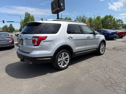 Used 2018 Ford Explorer Limited AWD/4WD image 8