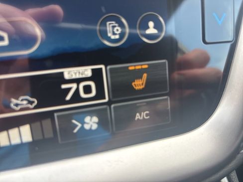 New 2025 Subaru Outback Premium image 22