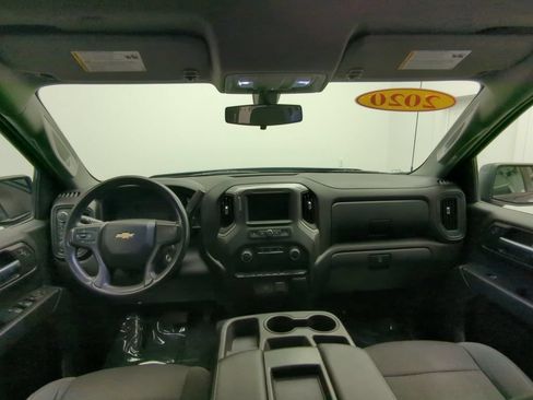 Used 2020 Chevrolet Silverado 1500 Custom w/ Custom Value Package AWD/4WD image 22
