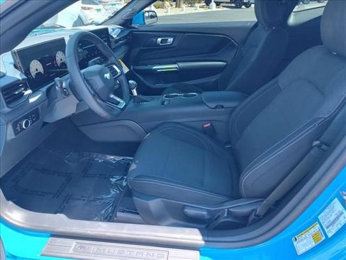Used 2026 Ford Mustang Coupe RWD image 6