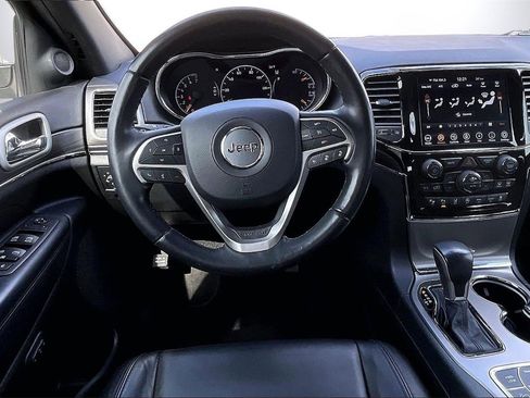 Certified 2022 Jeep Grand Cherokee Limited w/ Trailer Tow Group IV image 12