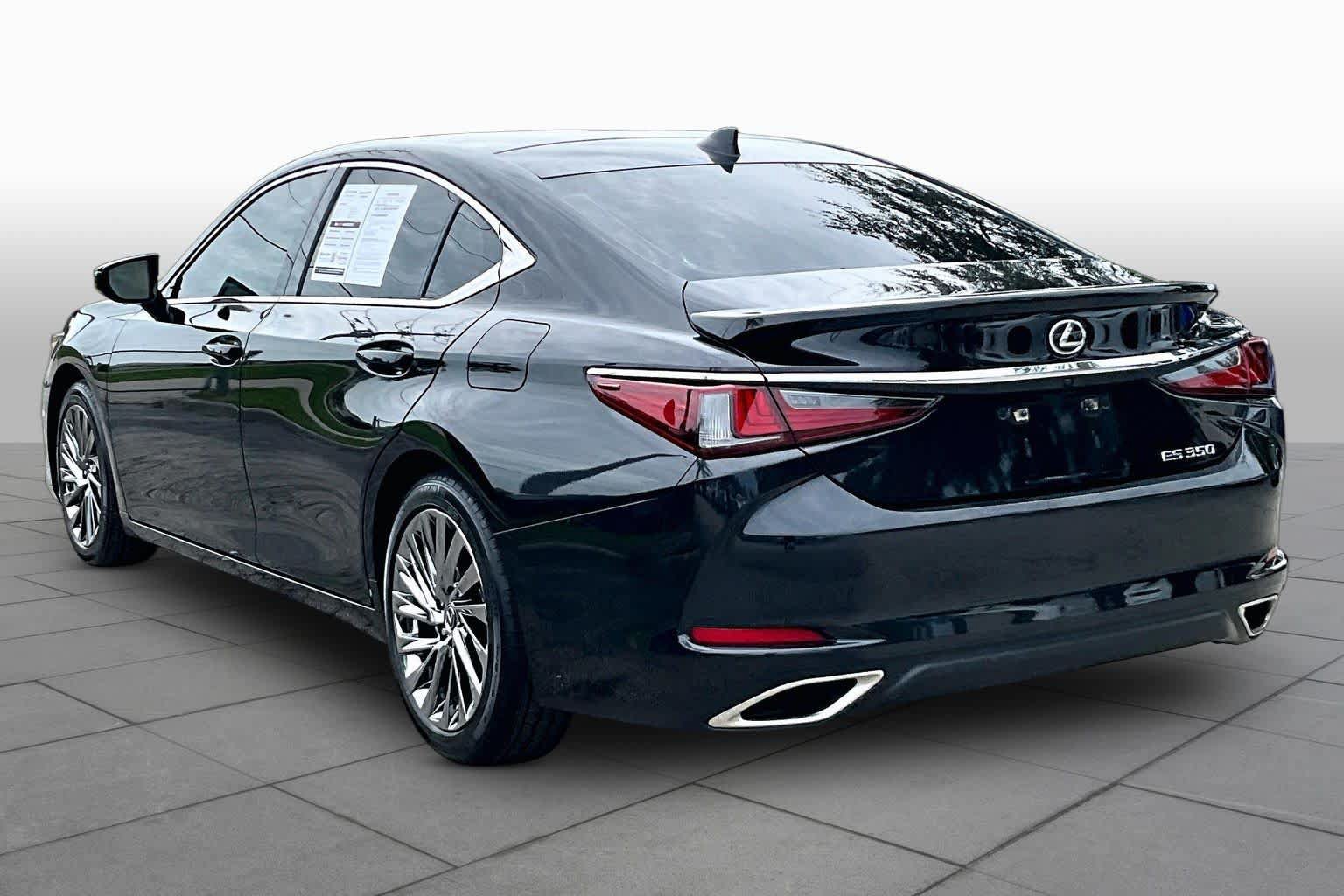 Used 2025 Lexus ES 350 Ultra Luxury w/ Accessory Package (Z2) FWD image 12