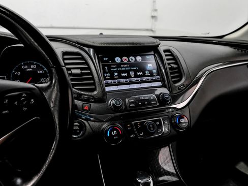 Used 2017 Chevrolet Impala Premier FWD image 31