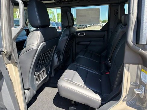 New 2026 Ford Bronco Badlands AWD/4WD image 9