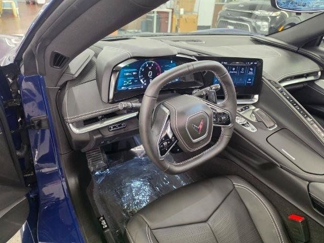 Used 2025 Chevrolet Corvette Stingray Preferred Cpe w/ Z51 Performance Package RWD image 14