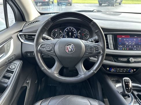 Used 2021 Buick Enclave Avenir image 14