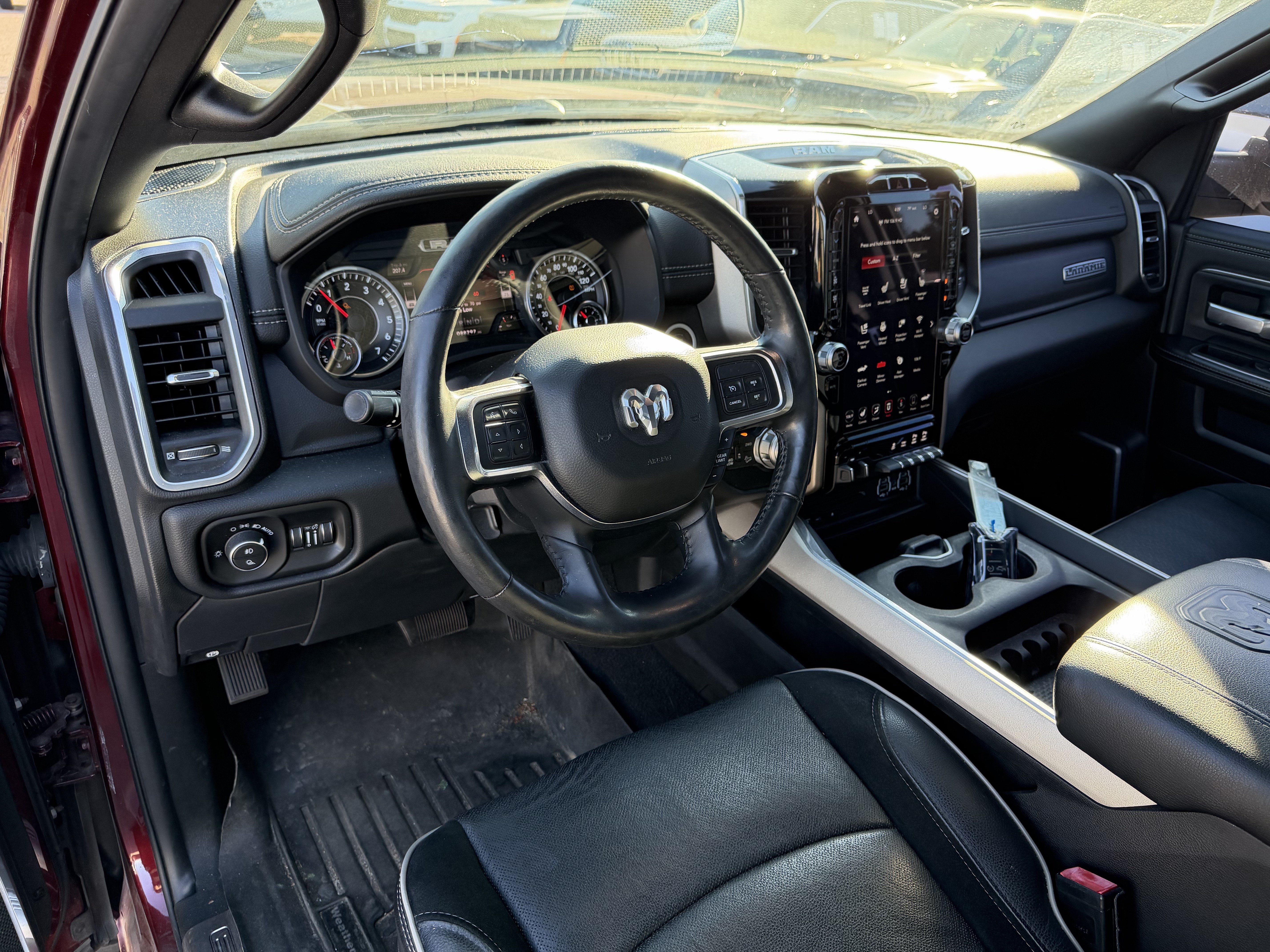 Used 2019 RAM 2500 Laramie w/ Night Edition AWD/4WD image 11