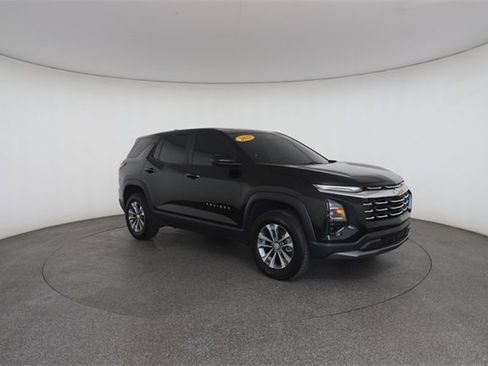 Used 2025 Chevrolet Equinox LT w/ Safety and Technology Package image 27