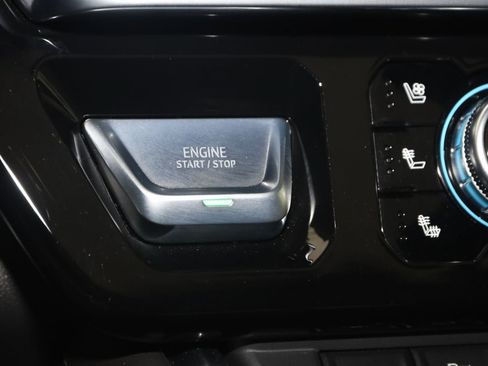 Used 2023 GMC Sierra 1500 Denali AWD/4WD image 31