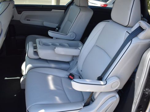 New 2026 Honda Odyssey Touring image 20