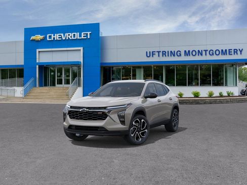 New 2026 Chevrolet Trax RS w/ Driver Confidence Package image 8