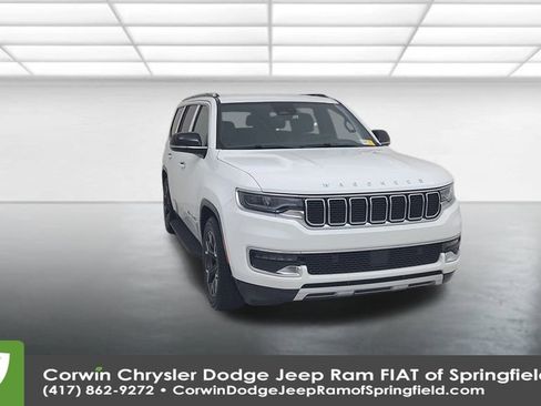 Used 2024 Jeep Wagoneer Series III image 4