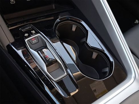 New 2025 Audi Q5 Premium Plus image 15