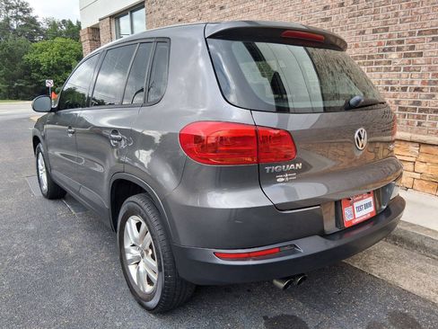 Used 2014 Volkswagen Tiguan S FWD image 3