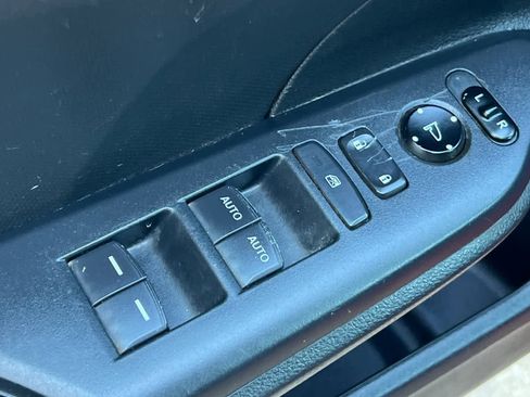 Used 2019 Honda Civic LX image 14