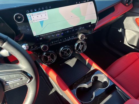 Used 2025 Chevrolet Blazer EV SS w/ Performance Package image 28