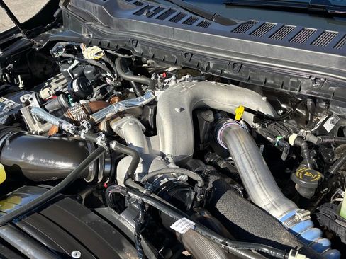 Used 2024 Ford F250 Lariat image 32