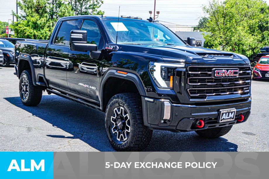 Used 2024 GMC Sierra 2500 AT4X AWD/4WD image 3