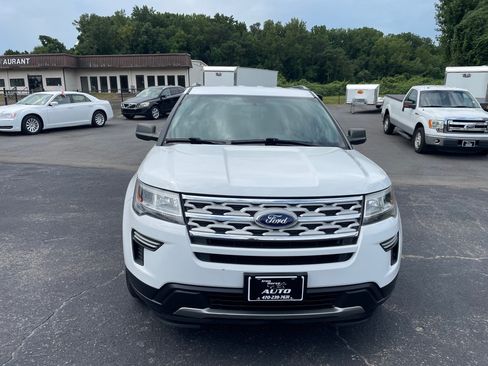 Used 2018 Ford Explorer XLT FWD image 9