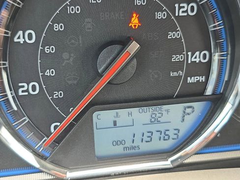Used 2013 Toyota RAV4 Limited AWD/4WD image 32