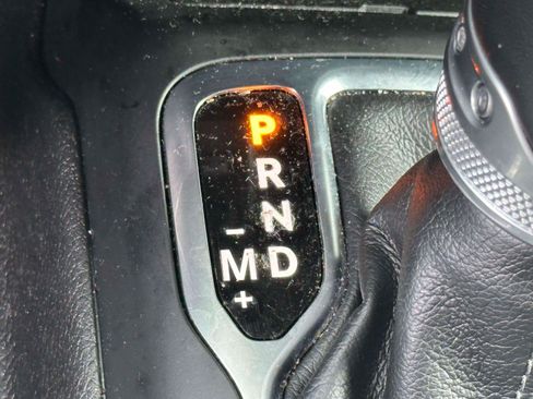 Used 2025 Jeep Wrangler Unlimited Sahara AWD/4WD image 28