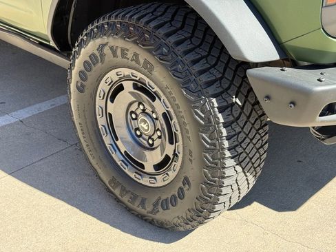 Used 2022 Ford Bronco Big Bend w/ Sasquatch Package image 13