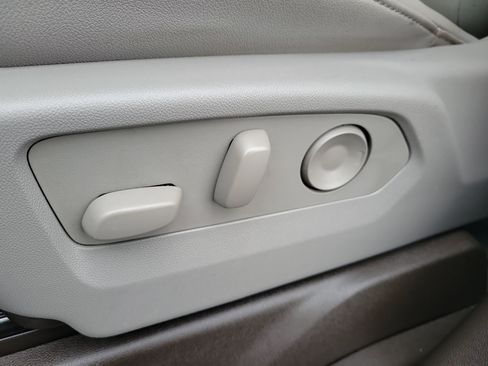 Used 2024 Chevrolet Silverado 1500 LTZ image 14