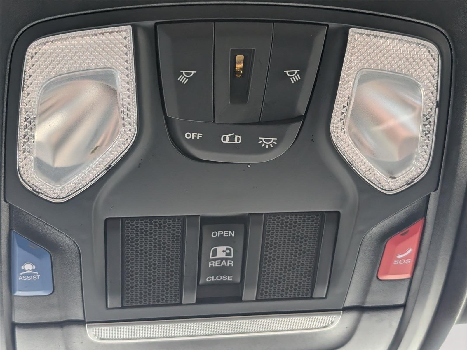 Used 2026 RAM 1500 Warlock AWD/4WD image 33