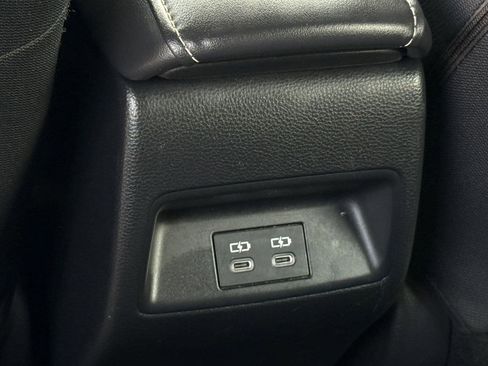 Used 2023 Toyota Corolla SE FWD image 29