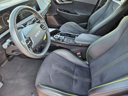 Certified 2023 Kia EV6 GT AWD/4WD image 2