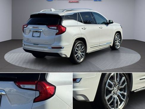 Used 2024 GMC Terrain Denali w/ Denali Premium Package image 5