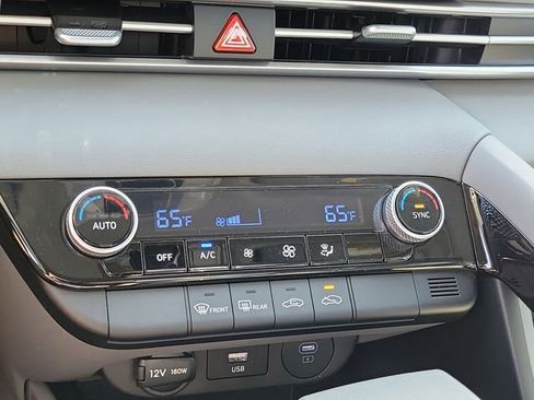 New 2026 Hyundai Elantra Blue FWD image 13