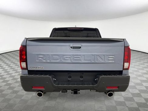 New 2026 Honda Ridgeline Black Edition image 4
