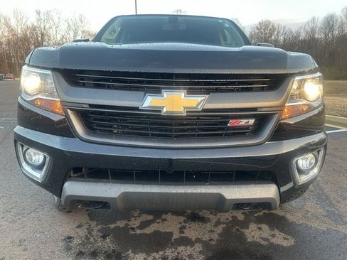 Used 2019 Chevrolet Colorado Z71 image 3