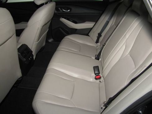 Used 2025 Honda Accord Touring image 10