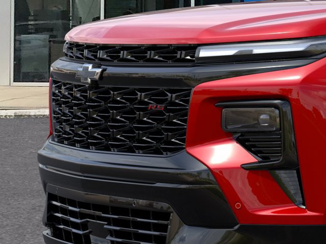 New 2027 Chevrolet Traverse RS w/ LPO, Floor Liner Package FWD image 13