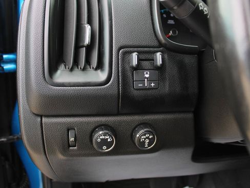 Used 2021 Chevrolet Colorado ZR2 AWD/4WD image 13