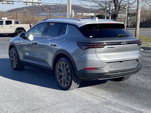 New 2026 Chevrolet Equinox EV LT w/ LPO, Tech Bronze Package image 5