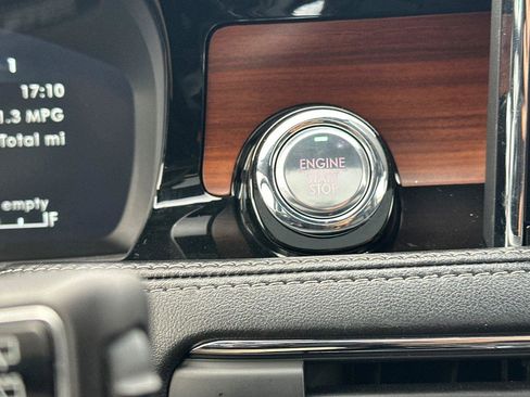 Used 2022 Lincoln Corsair Reserve w/ Equipment Group 201A image 25