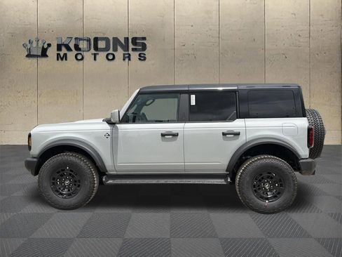 New 2026 Ford Bronco Outer Banks w/ Sasquatch Package AWD/4WD image 4