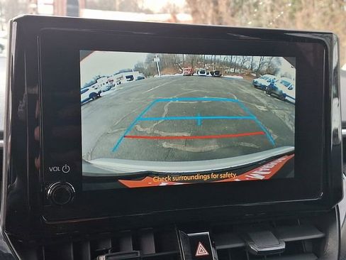 Used 2023 Toyota Corolla LE image 18