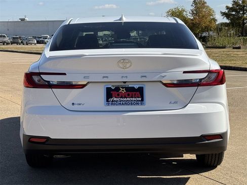 New 2026 Toyota Camry LE image 6
