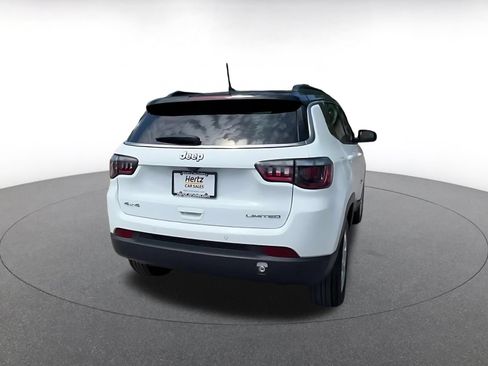 Used 2025 Jeep Compass Limited AWD/4WD image 15