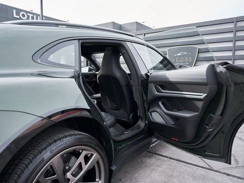 Used 2026 Porsche Taycan Turbo S image 34