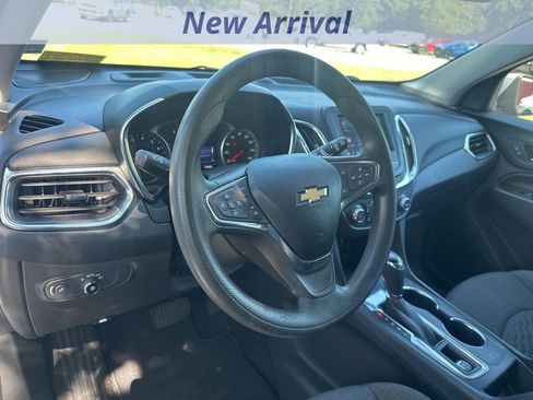 Used 2021 Chevrolet Equinox LT image 12