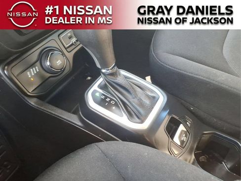 Used 2021 Jeep Renegade Sport AWD/4WD image 18