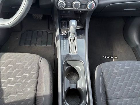 Certified 2023 Nissan Kicks SV FWD image 17
