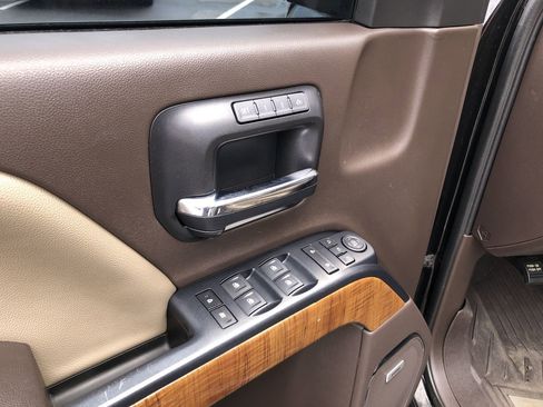 Used 2018 GMC Sierra 1500 SLT image 12